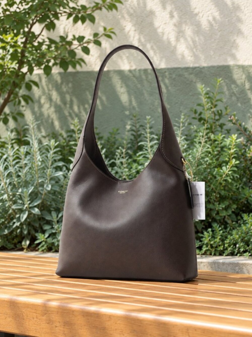 NWT Coach Shoulder Bag in Maple